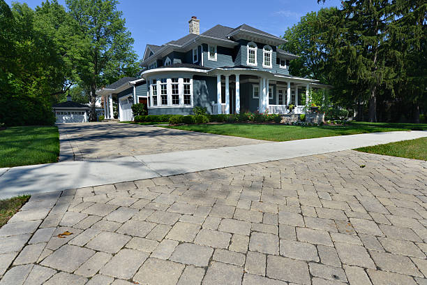 Best Driveway Paving Contractor  in Redmond, OR